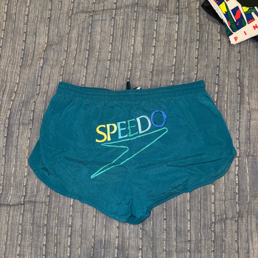 Men’s Speedo swim trunks - M